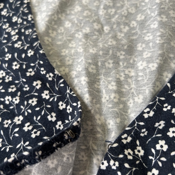 Hollister Navy Blue Flowers Wrap Dress Size Small - Picture 8 of 15